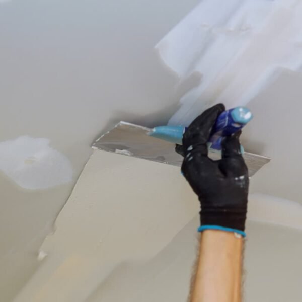 Wall Putty / Skim Coat Application